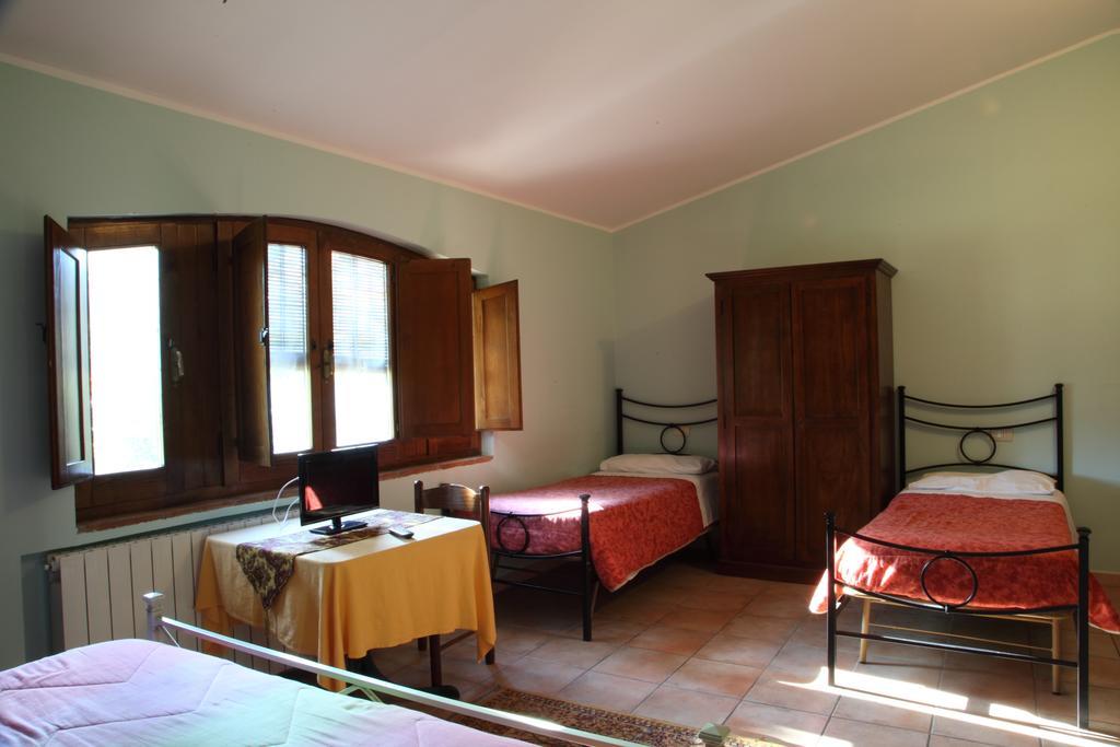 Il Vecchio Mulino Villa Massa Martana Phòng bức ảnh